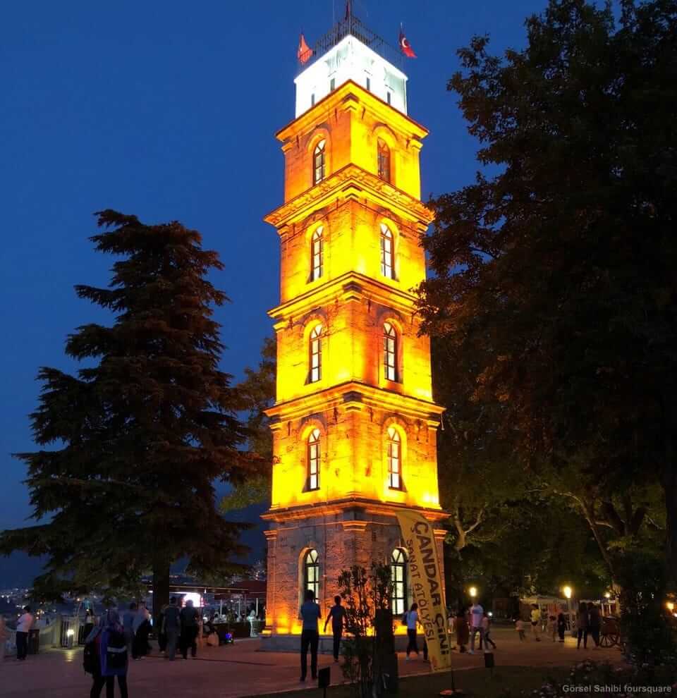 Bursa-Tophane-Saat-Kulesi-Gece-isikli